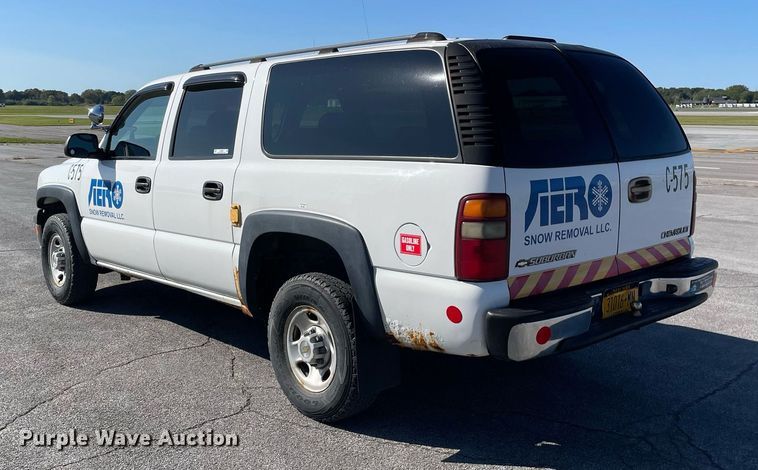 image for item LV9898 2001  Chevrolet Suburban  SUV