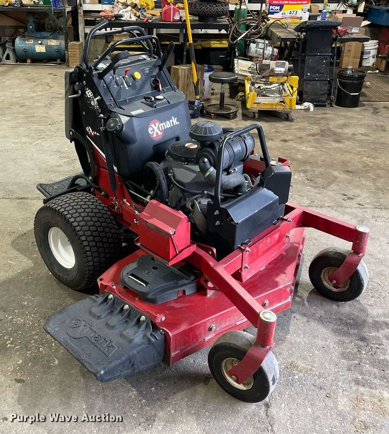 image for item LV9899 2015 Exmark VTS691CKA52400  ZTR lawn mower