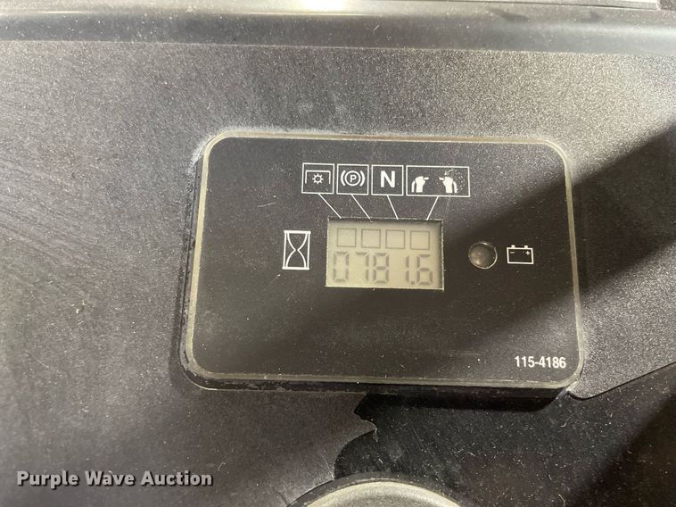 image for item LV9899 2015 Exmark VTS691CKA52400  ZTR lawn mower