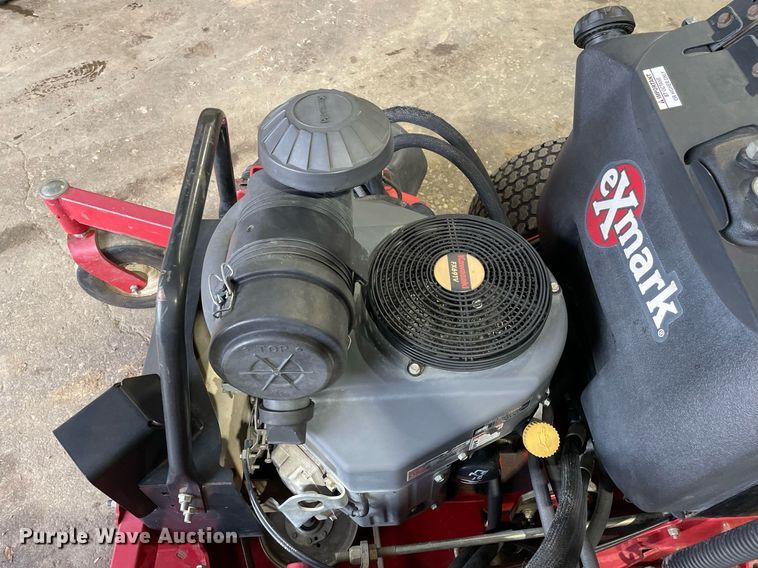 image for item LV9899 2015 Exmark VTS691CKA52400  ZTR lawn mower