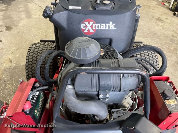 image for item LV9899 2015 Exmark VTS691CKA52400  ZTR lawn mower