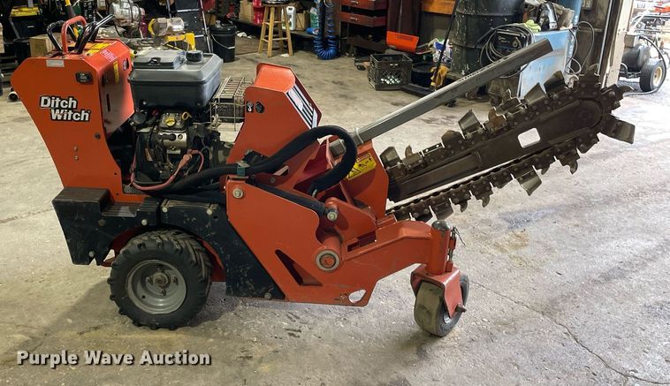 image for item LV9900 2016 Ditch Witch RT12  trencher