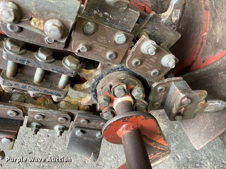 image for item LV9900 2016 Ditch Witch RT12  trencher