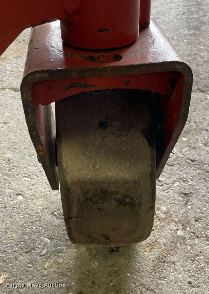 image for item LV9900 2016 Ditch Witch RT12  trencher