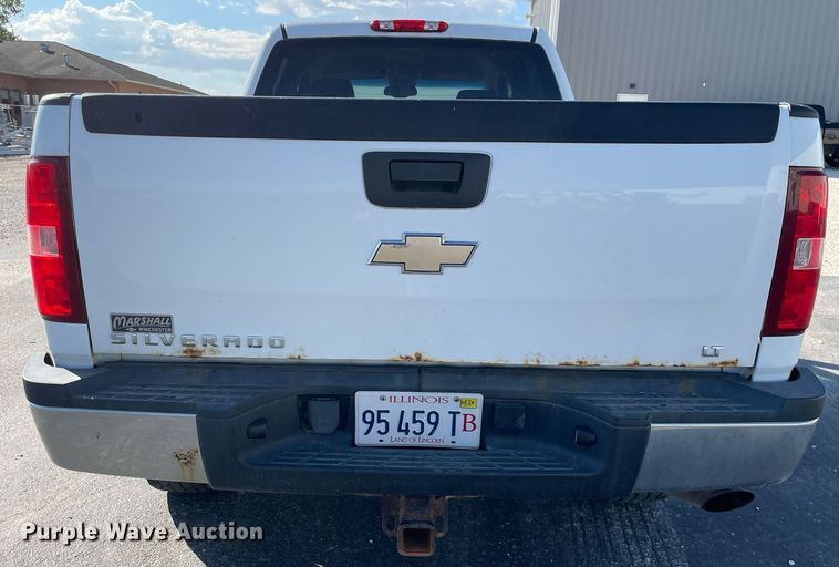 image for item LV9902 2008 Chevrolet Silverado 2500HD  Crew Cab pickup truck