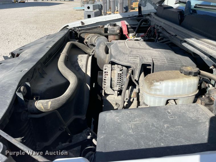 image for item LV9902 2008 Chevrolet Silverado 2500HD  Crew Cab pickup truck