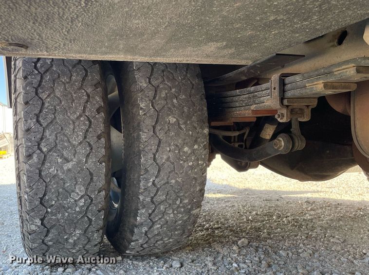 image for item LV9903 2013 Chevrolet Silverado 3500HD  utility bed pickup truck