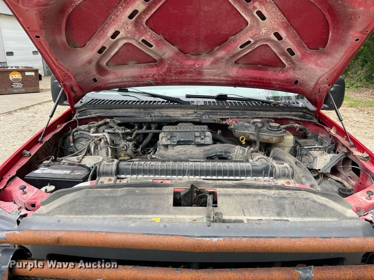 image for item LV9904 2005 Ford F250 Super Duty XL  Crew Cab pickup truck