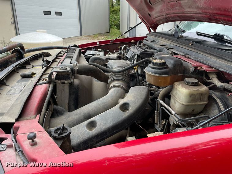 image for item LV9904 2005 Ford F250 Super Duty XL  Crew Cab pickup truck