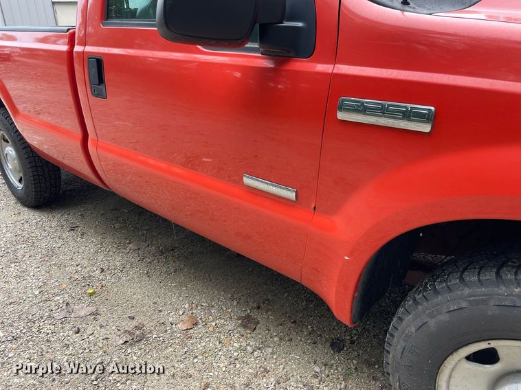 image for item LV9905 2006 Ford F250 Super Duty  pickup truck