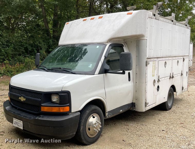 image for item LV9906 2007 Chevrolet Express G3500  utility van