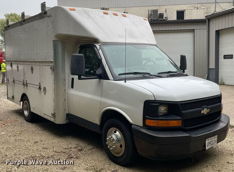 image for item LV9906 2007 Chevrolet Express G3500  utility van
