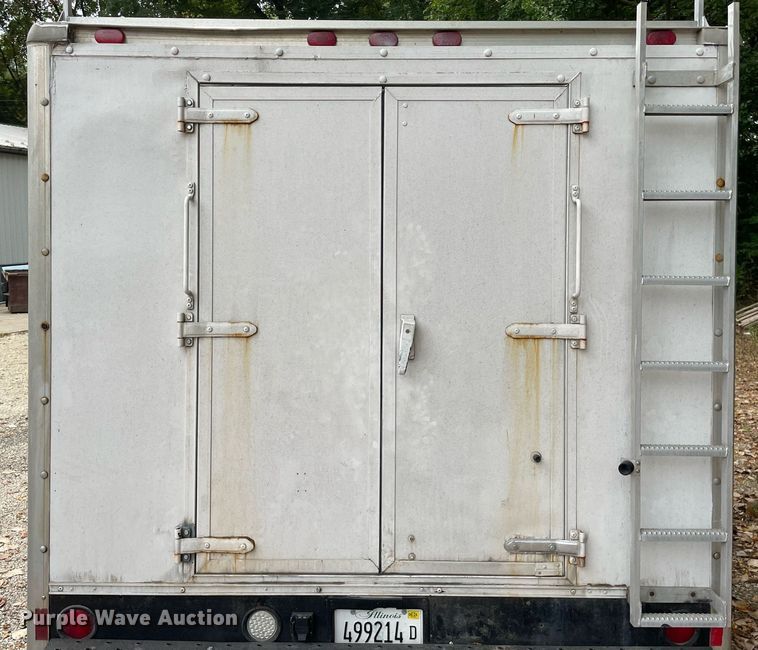 image for item LV9907 2004 Chevrolet Express 3500  utility van