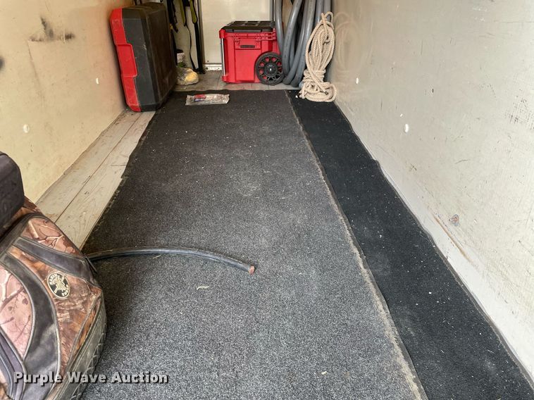 image for item LV9907 2004 Chevrolet Express 3500  utility van