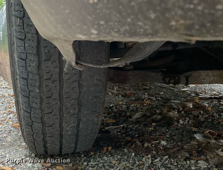 image for item LV9907 2004 Chevrolet Express 3500  utility van