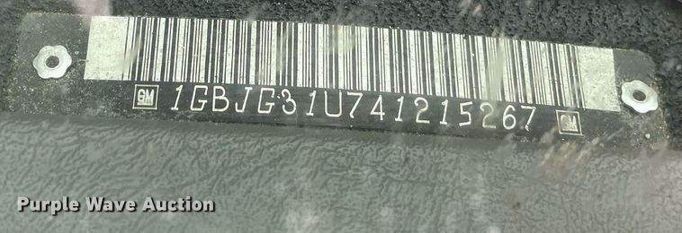 image for item LV9907 2004 Chevrolet Express 3500  utility van