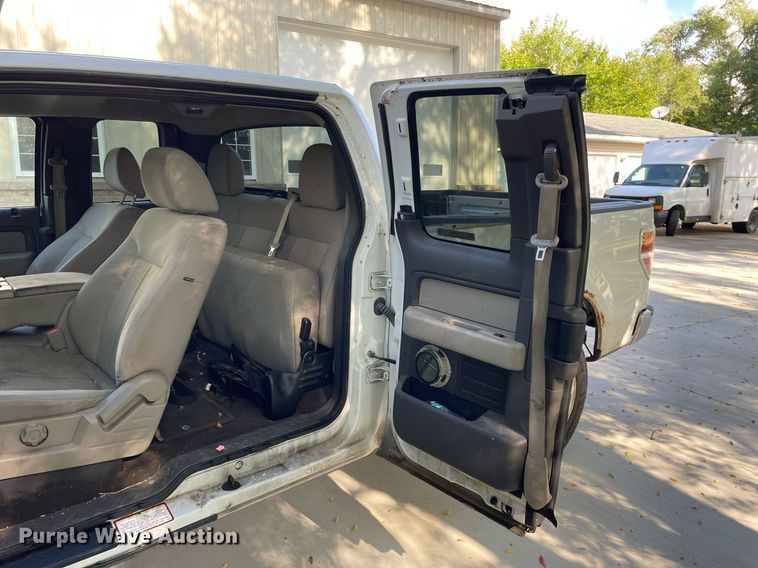 image for item LV9908 2010 Ford F150 XLT  SuperCab pickup truck