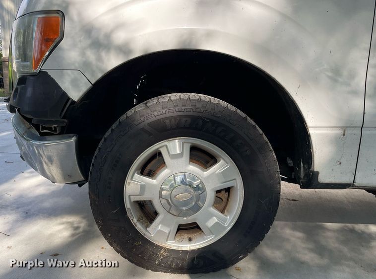 image for item LV9908 2010 Ford F150 XLT  SuperCab pickup truck