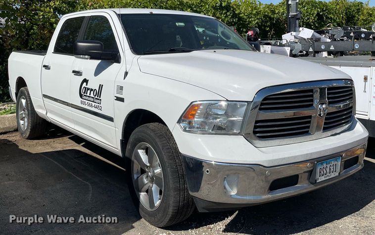 image for item LV9934 2016 Dodge Ram 1500  Crew Cab pickup truck