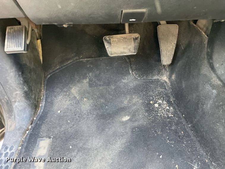 image for item LV9934 2016 Dodge Ram 1500  Crew Cab pickup truck