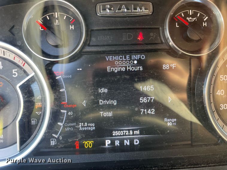 image for item LV9934 2016 Dodge Ram 1500  Crew Cab pickup truck