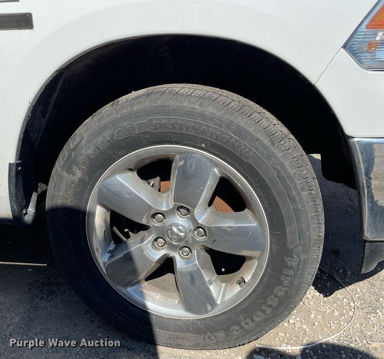 image for item LV9934 2016 Dodge Ram 1500  Crew Cab pickup truck