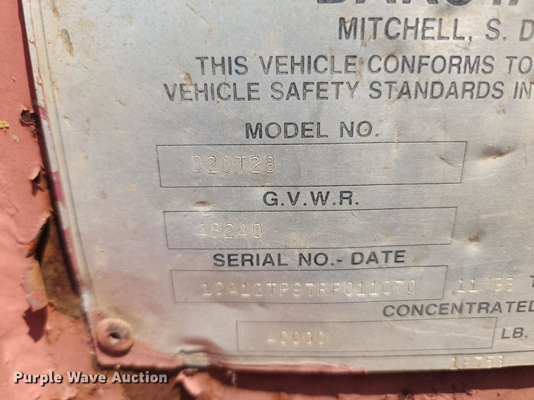 image for item LX9693 1994 Trail-Eze D20T28  tilt deck equipment trailer