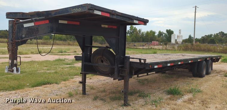 image for item LY9436 2006 Hooper  equipment trailer