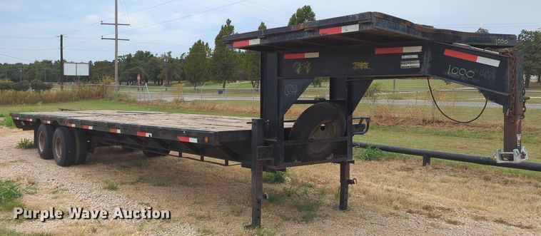 image for item LY9436 2006 Hooper  equipment trailer