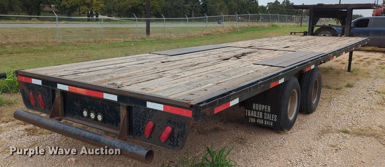 image for item LY9436 2006 Hooper  equipment trailer