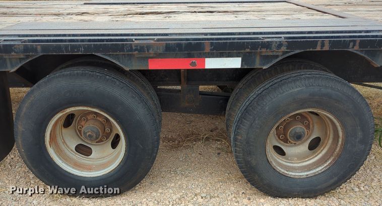 image for item LY9436 2006 Hooper  equipment trailer