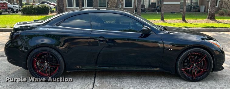 image for item MG9007 2014 Infiniti Q60  convertible
