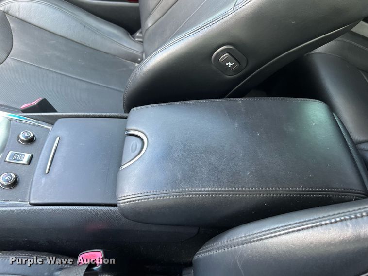 image for item MG9007 2014 Infiniti Q60  convertible