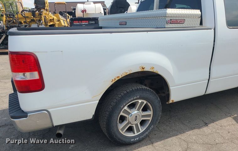 image for item MG9754 2007 Ford F150  SuperCab pickup truck