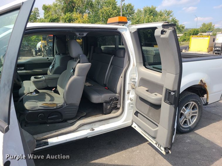 image for item MG9754 2007 Ford F150  SuperCab pickup truck