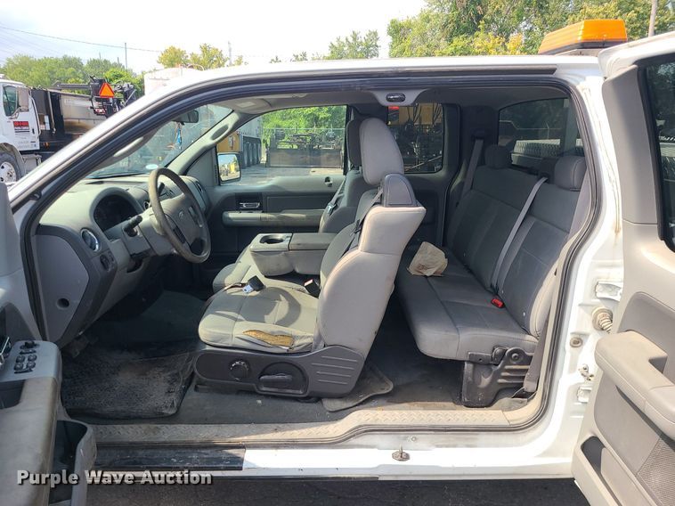 image for item MG9754 2007 Ford F150  SuperCab pickup truck