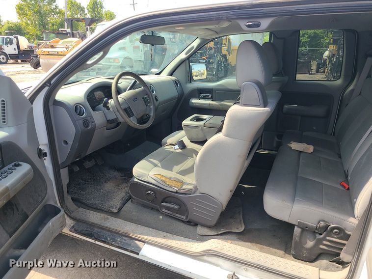 image for item MG9754 2007 Ford F150  SuperCab pickup truck