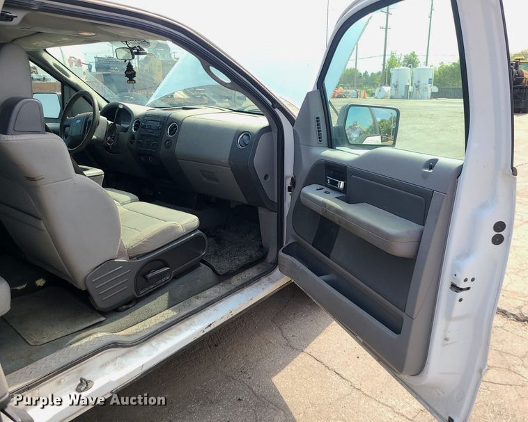 image for item MG9754 2007 Ford F150  SuperCab pickup truck