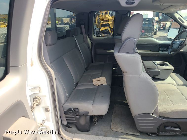 image for item MG9754 2007 Ford F150  SuperCab pickup truck