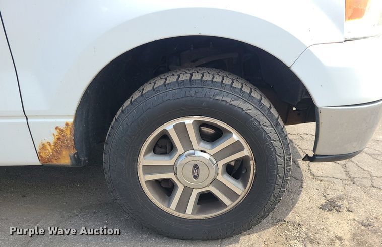 image for item MG9754 2007 Ford F150  SuperCab pickup truck