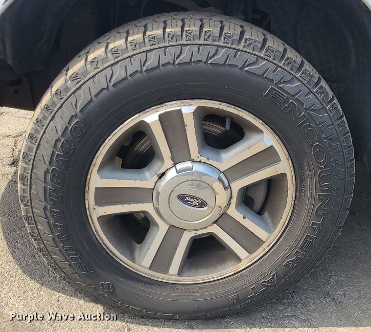 image for item MG9754 2007 Ford F150  SuperCab pickup truck