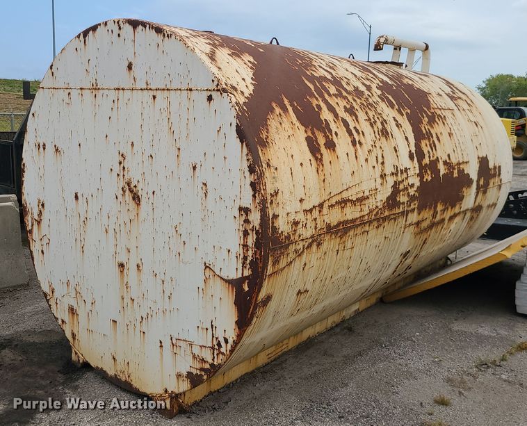 image for item MG9757 Fuel tank