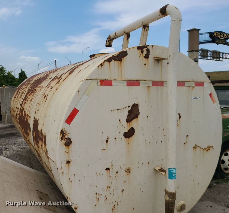 image for item MG9757 Fuel tank