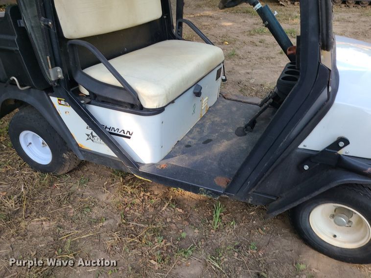 image for item MG9761 Cushman Commander  golf cart