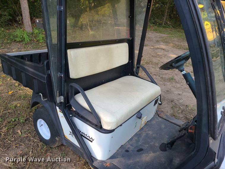 image for item MG9761 Cushman Commander  golf cart