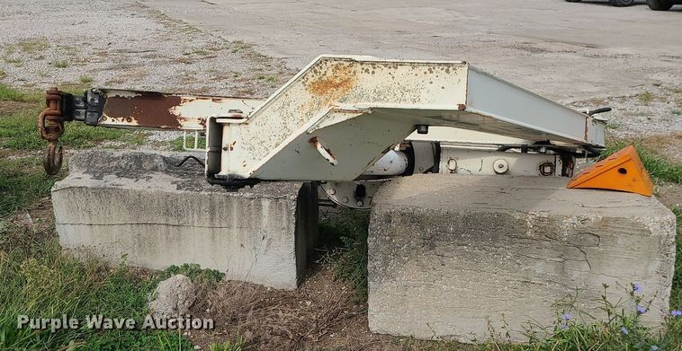 image for item MG9763 National Crane Corporation N65  knuckle boom crane