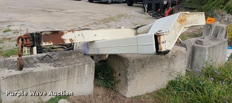 image for item MG9763 National Crane Corporation N65  knuckle boom crane