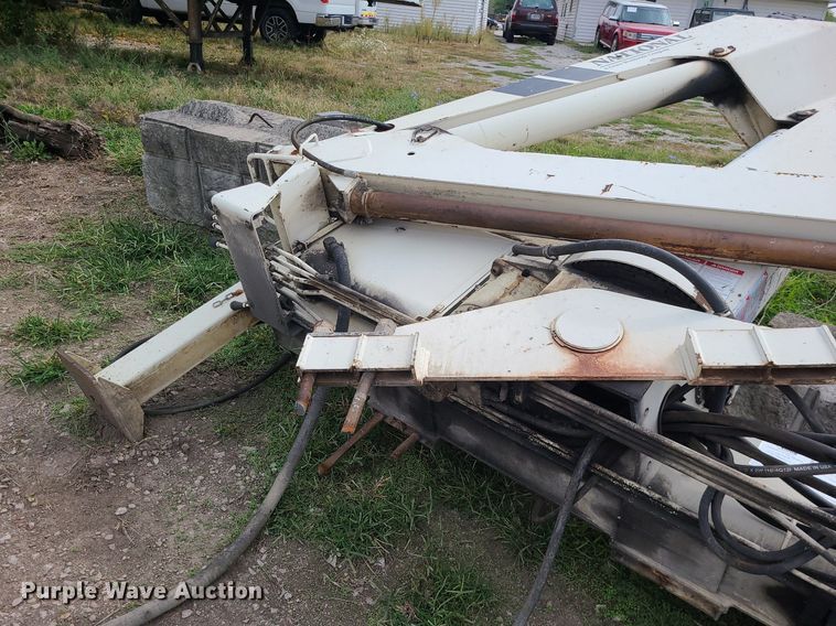 image for item MG9763 National Crane Corporation N65  knuckle boom crane