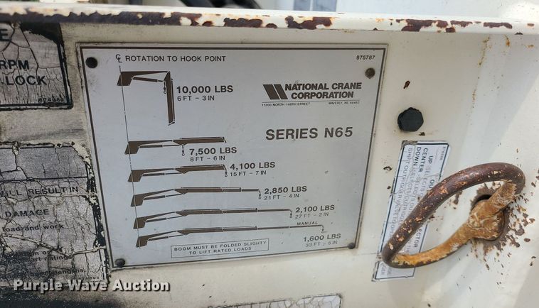 image for item MG9763 National Crane Corporation N65  knuckle boom crane