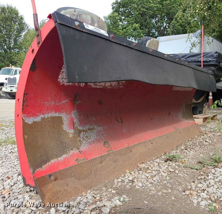 image for item MG9764 Boss  7'6" super duty snow plow